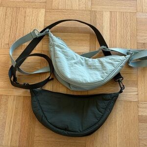 Uniqlo Women's Round Bags - olive and teal
